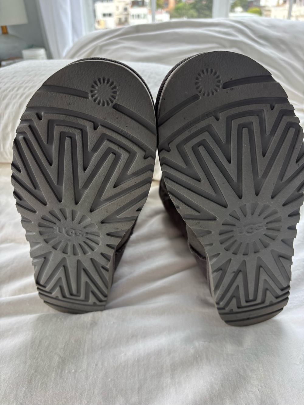 UGG W Classic Short II Grey Boots - Picture 5 of 9